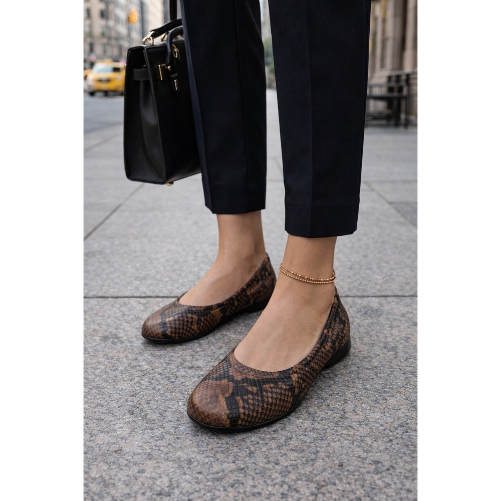 Comfy Travel Career ABEO Tilly Brown Black Snakeskin Leather 8.5 Ballet Flats‎